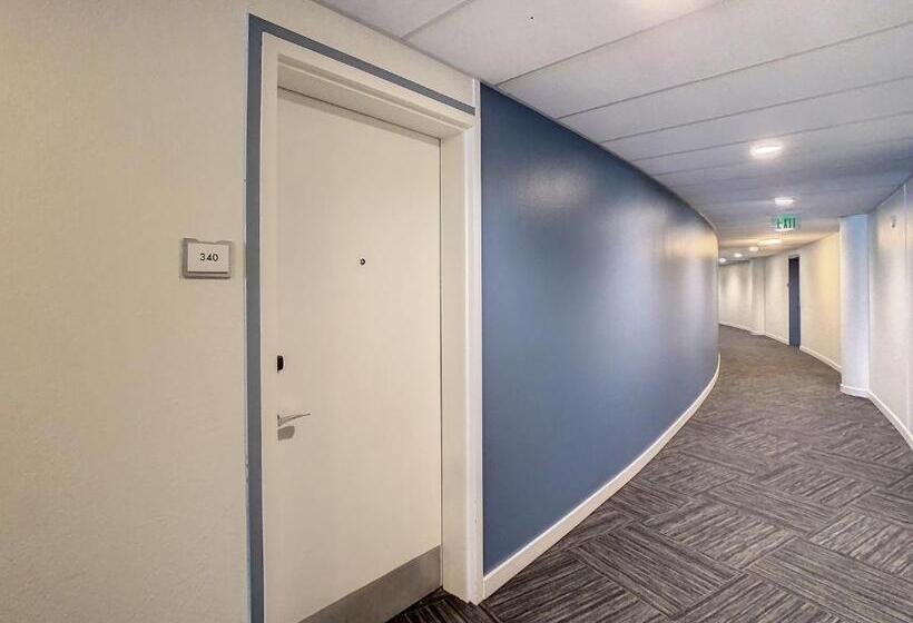 آپارتمان 1 خوابه با چشم‌انداز استخر, Pet Friendly In Orlando Area Near Disney