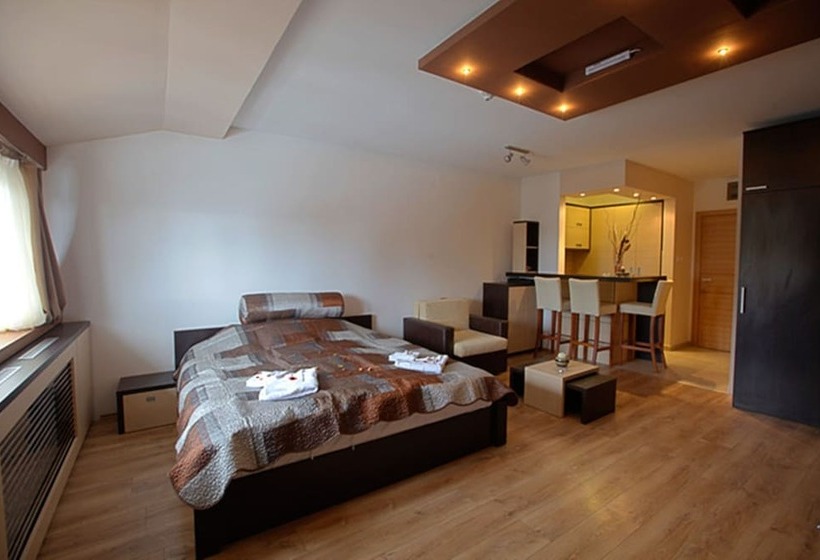 استودیوی لوکس, Apart Hotel Zoned