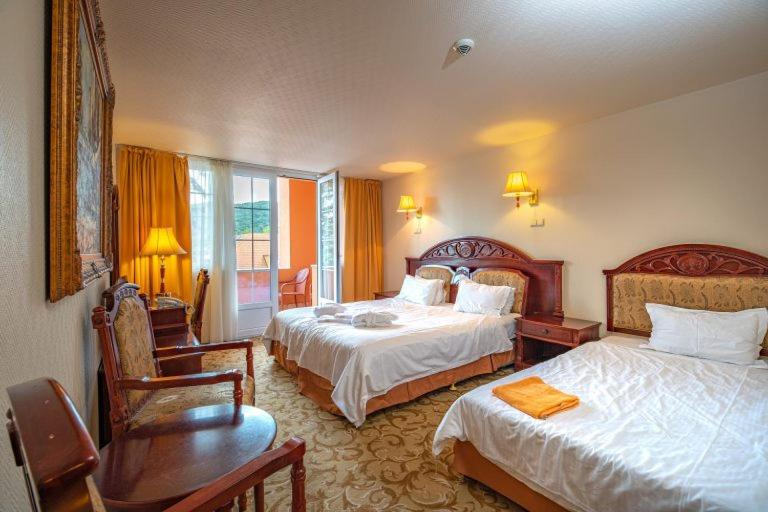 Номер Стандарт Трехместный, Bellevue Esztergom