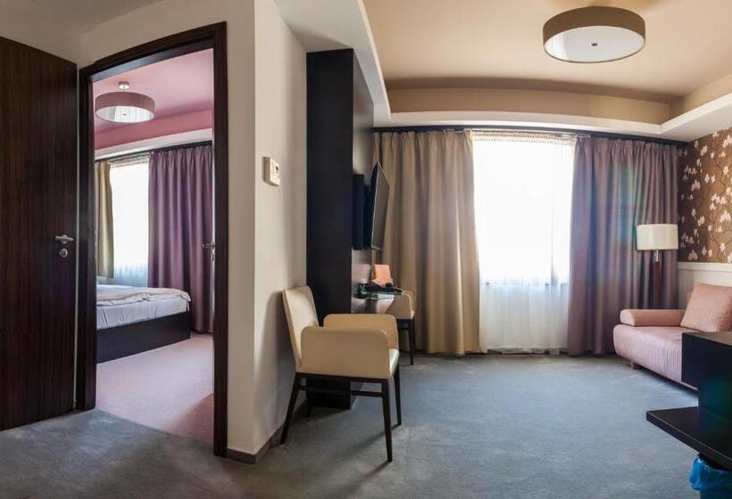 Люкс, Corso Boutique