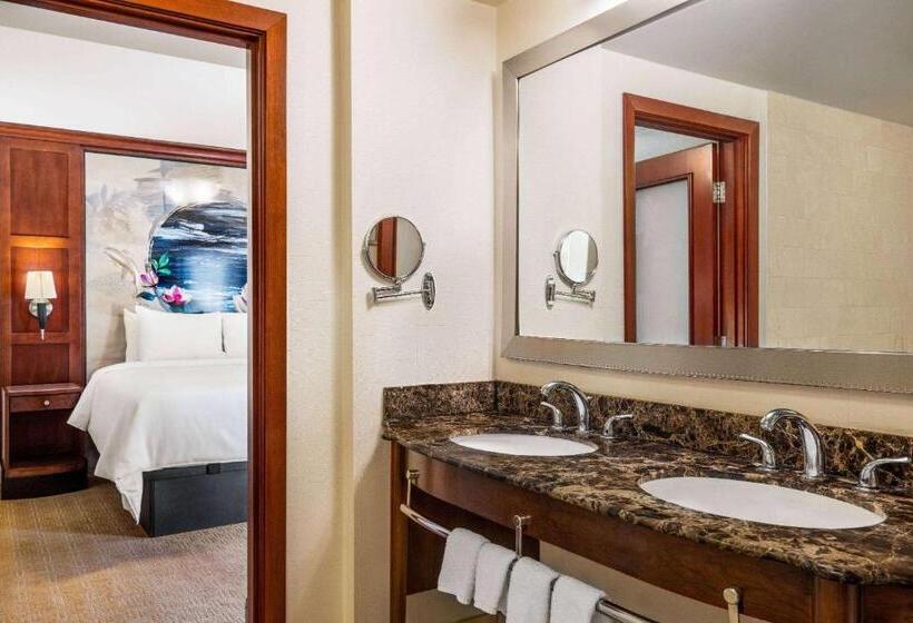 Люкс Кровать Кинг, Viana Hotel And Spa, Trademark Collection By Wyndham