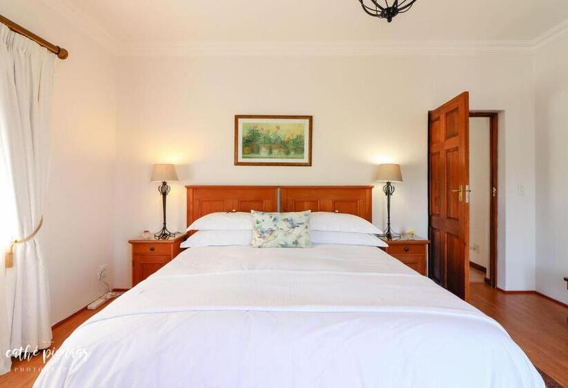 Номер Стандарт, A Tuscan Villa Guest House