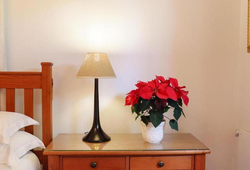 Номер Стандарт, A Tuscan Villa Guest House