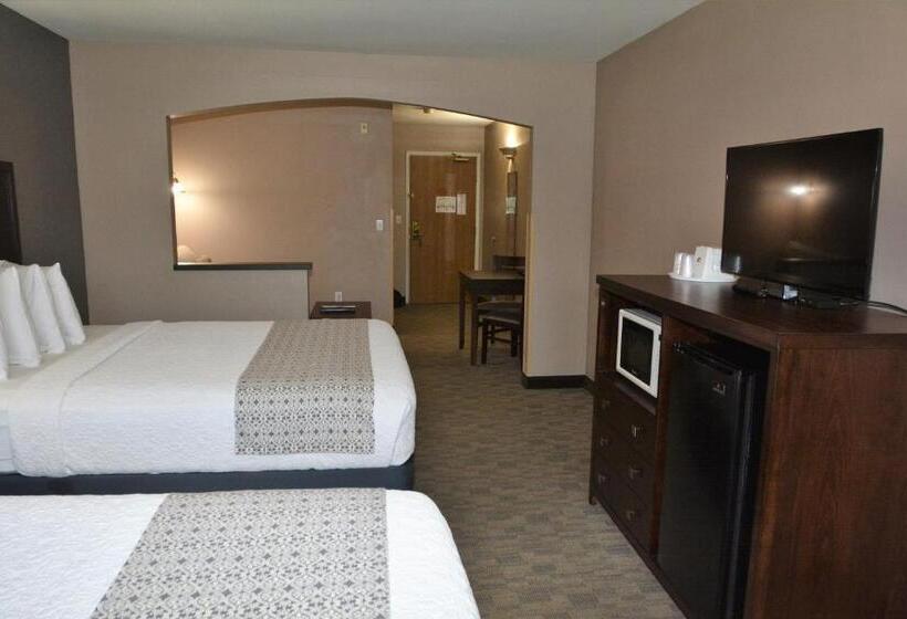 Номер Deluxe, Fairbridge Inn & Suites Dupont