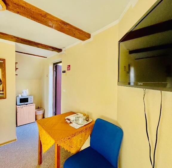اتاق استاندارد یک نفره, Express Guest House