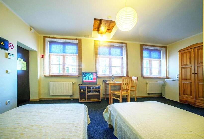 اتاق استاندارد, Express Guest House