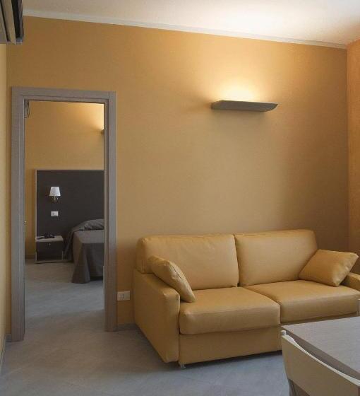 آپارتمان 2 خوابه, Silver Residence
