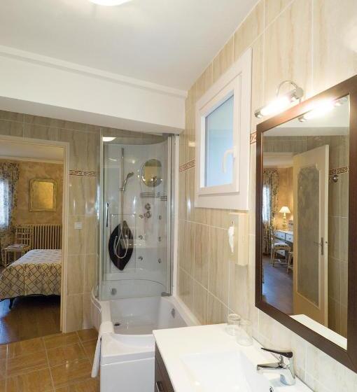 Номер Стандарт, Logis Hotel Restaurant Planes