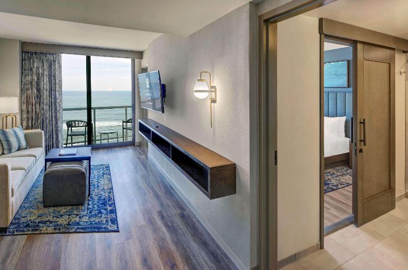 سوئیت با تخت بزرگ, Embassy Suites By Hilton Virginia Beach Oceanfront Resort