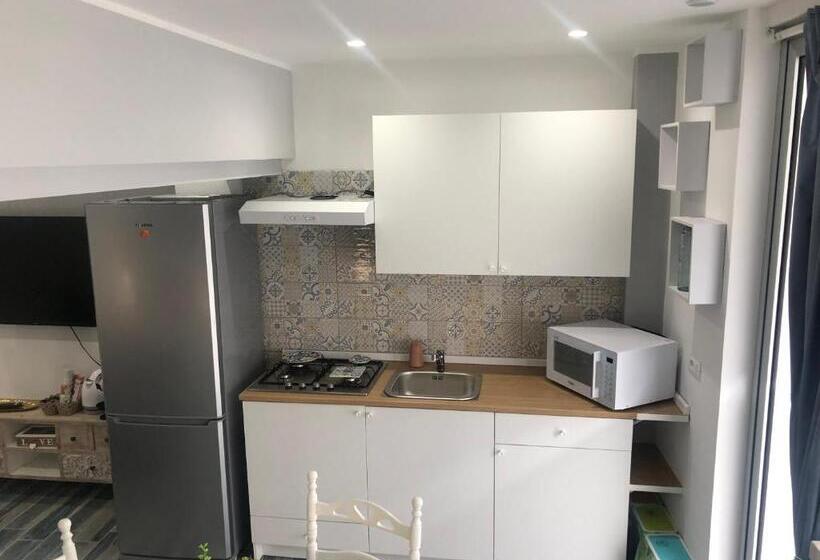 Семейный Номер, Solidea House