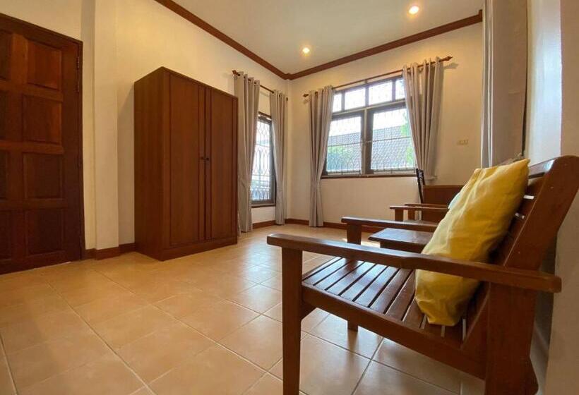 Номер Стандарт, 1 Bedrooms Cozy Entire House Near Bangtao Beach Free Wifi