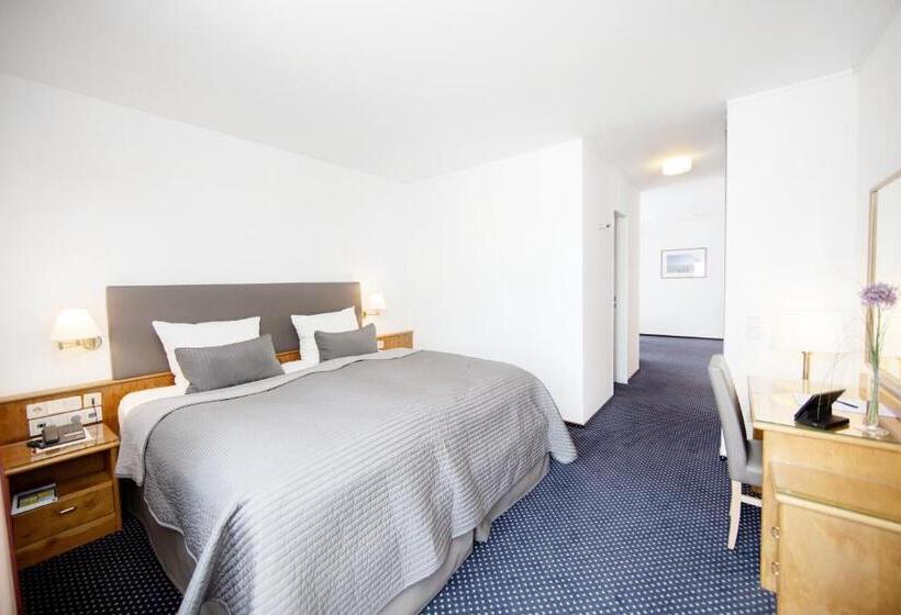 Полулюкс, Stadthotel Eckernförde