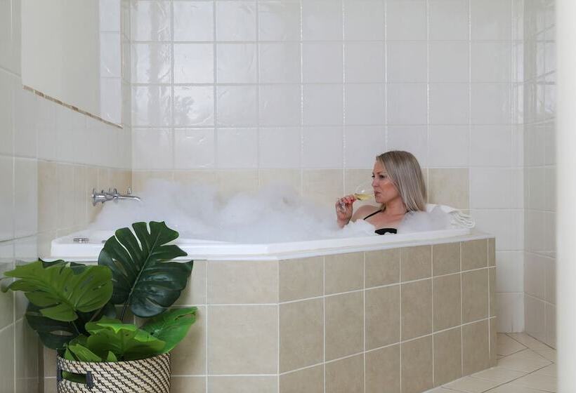 Апартаменты 1 Спальня, Terrigal Sails Serviced Apartments