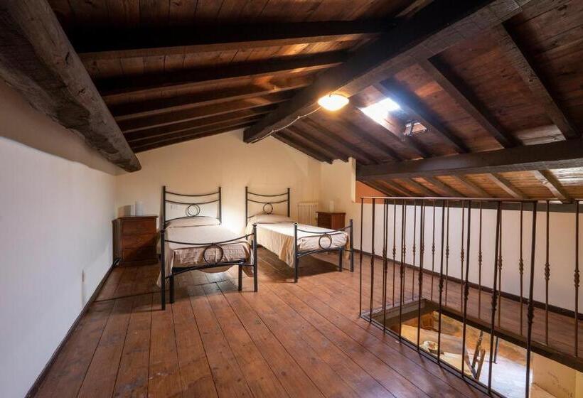 اتاق دوبلکس, Agriturismo I Pietrini