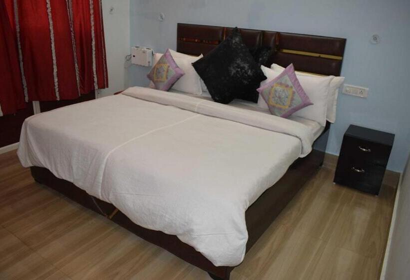 Трехместный Номер Deluxe, Oyo 90375 Riyasat Cottage