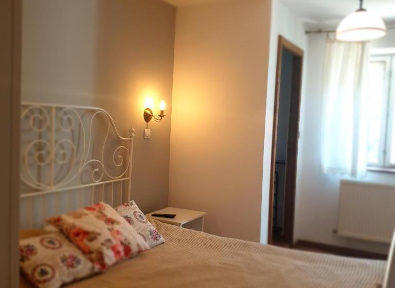 Апартаменты 2 Спальни, Studio Rasnov Apartaments