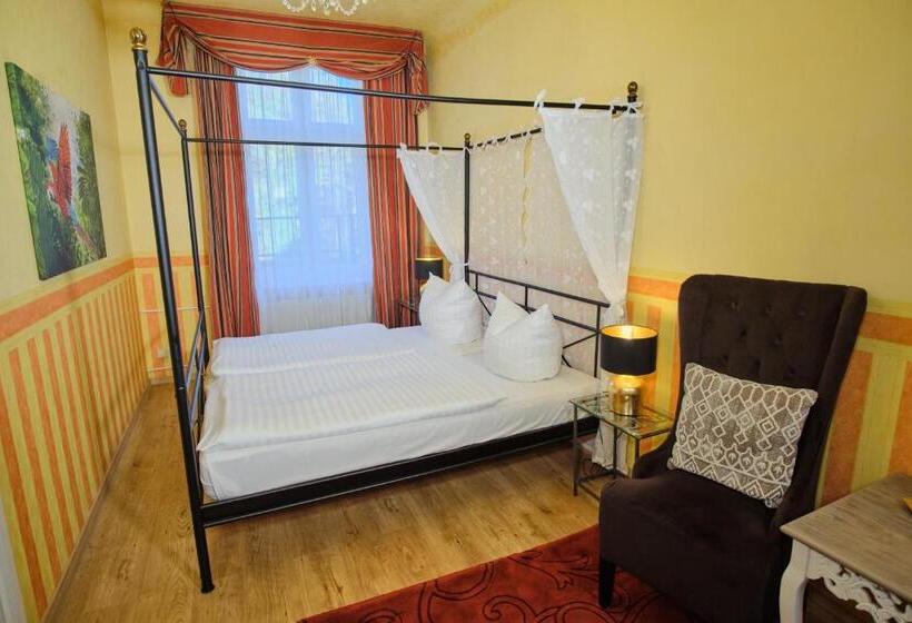 اتاق استاندارد, Anno 1900 Hotel Babelsberg