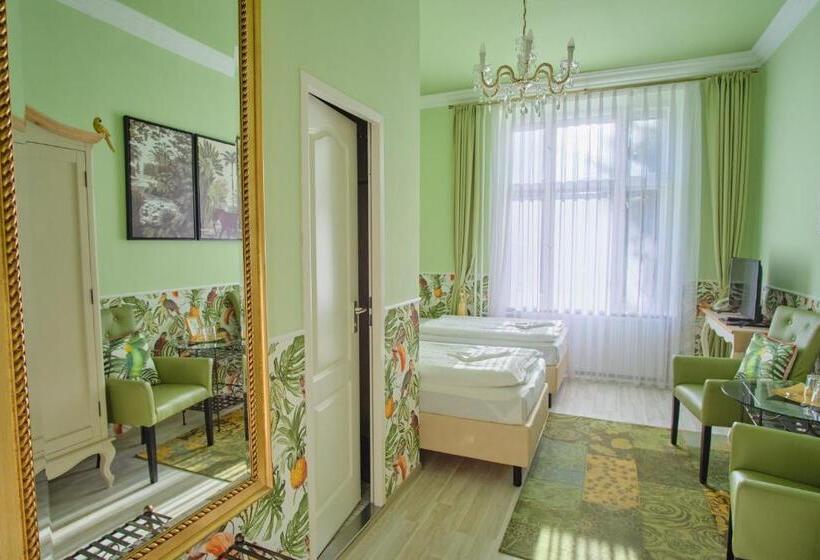 اتاق استاندارد, Anno 1900 Hotel Babelsberg