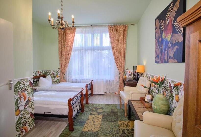 اتاق استاندارد, Anno 1900 Hotel Babelsberg