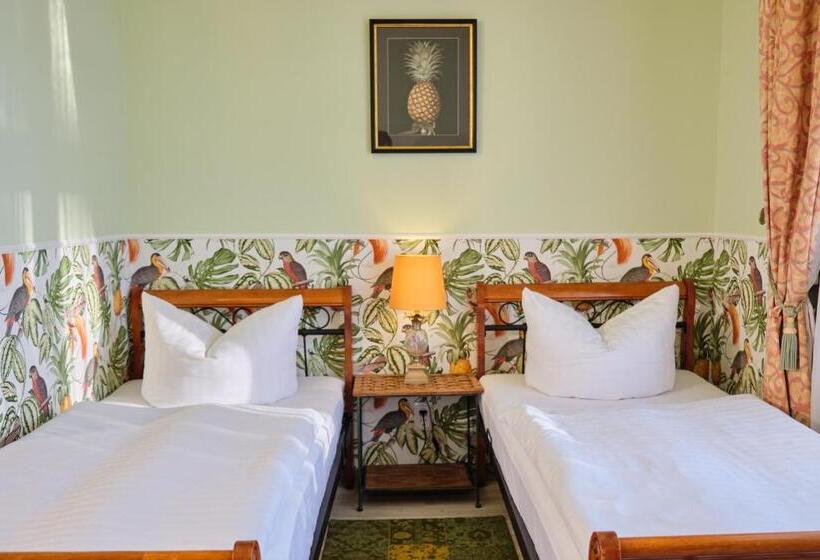 اتاق استاندارد, Anno 1900 Hotel Babelsberg