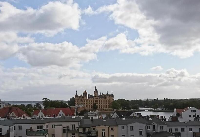 阁楼房, Pension Am Schloss