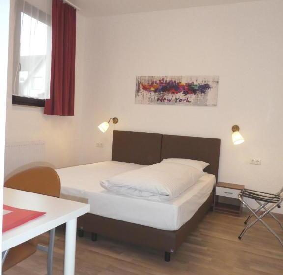 标准间, Columbus Und Glamping