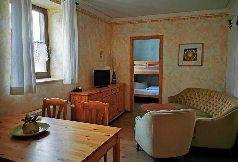 Апартаменты 1 Спальня с Террасой, Familienfreundlicher Landurlaub Im Gutshaus