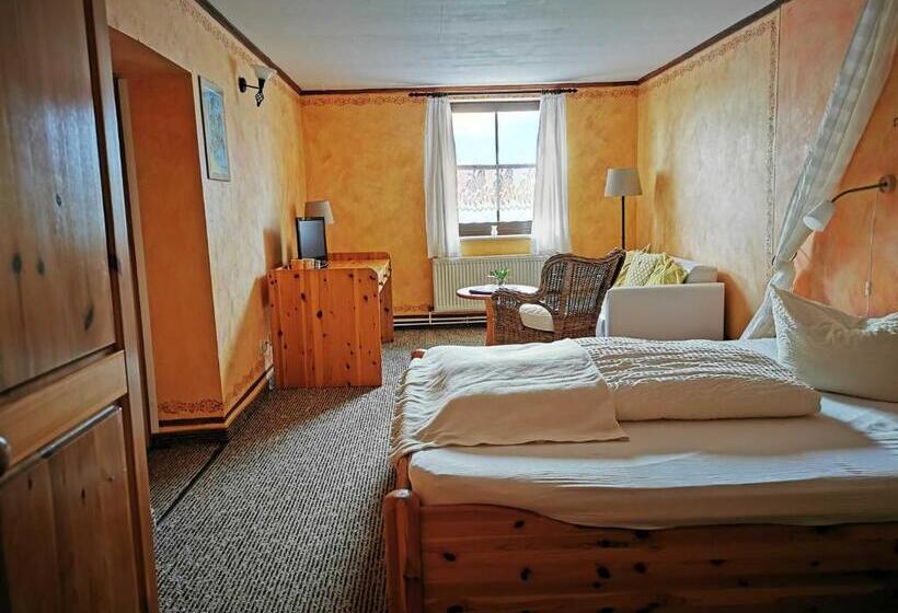 Семейный Номер, Familienfreundlicher Landurlaub Im Gutshaus