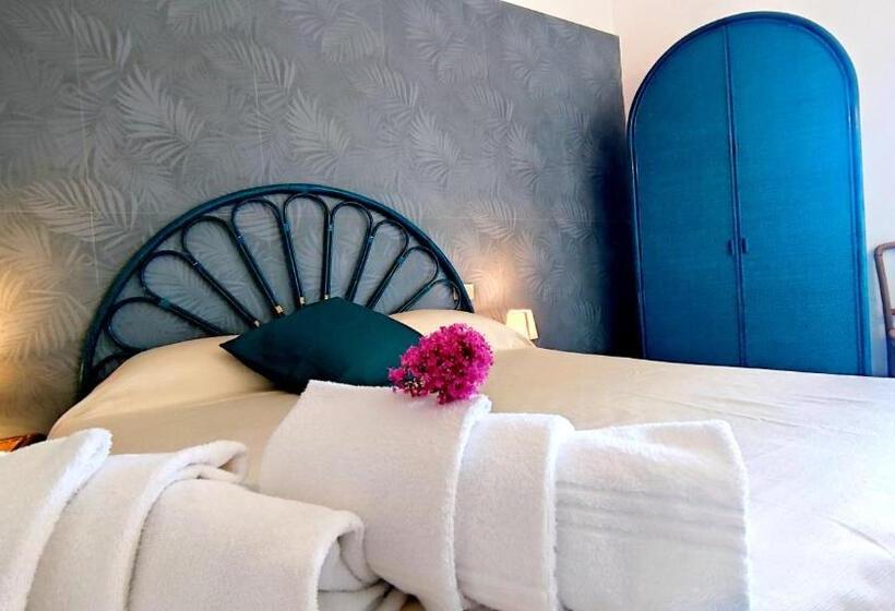 اتاق استاندارد با تخت بزرگ, Golfo Azzurro