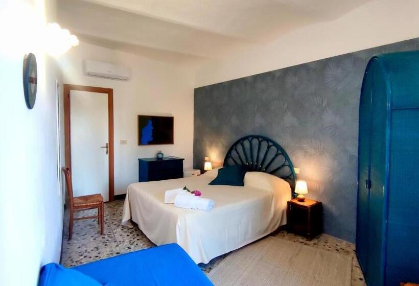 اتاق استاندارد با تخت بزرگ, Golfo Azzurro
