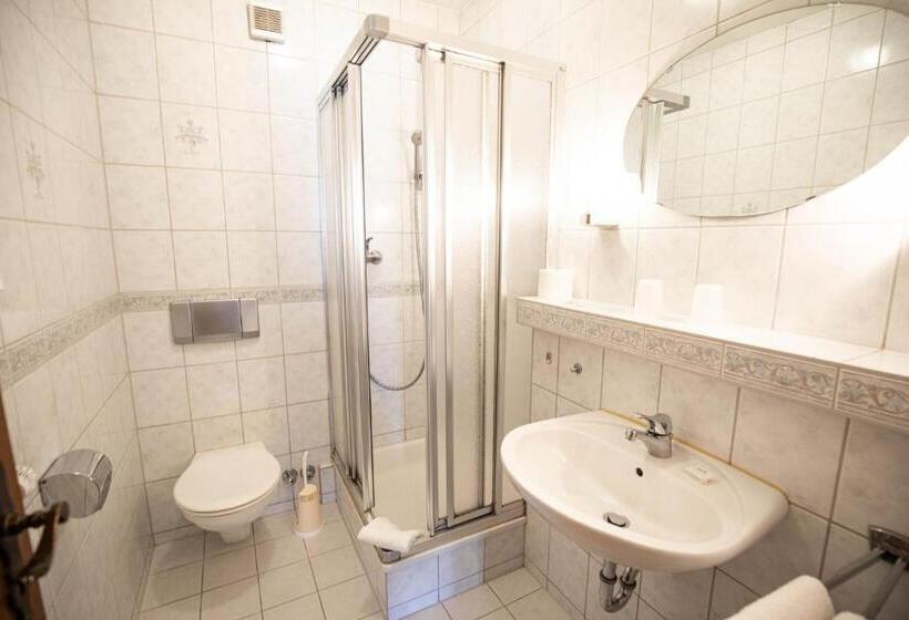 Люкс, Landhotel Jägerhof