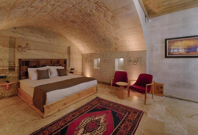 سوییت, Concept Cave Suites