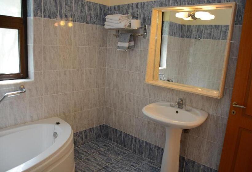 Апартаменты 2 Спальни, Niki Hotel Apartments