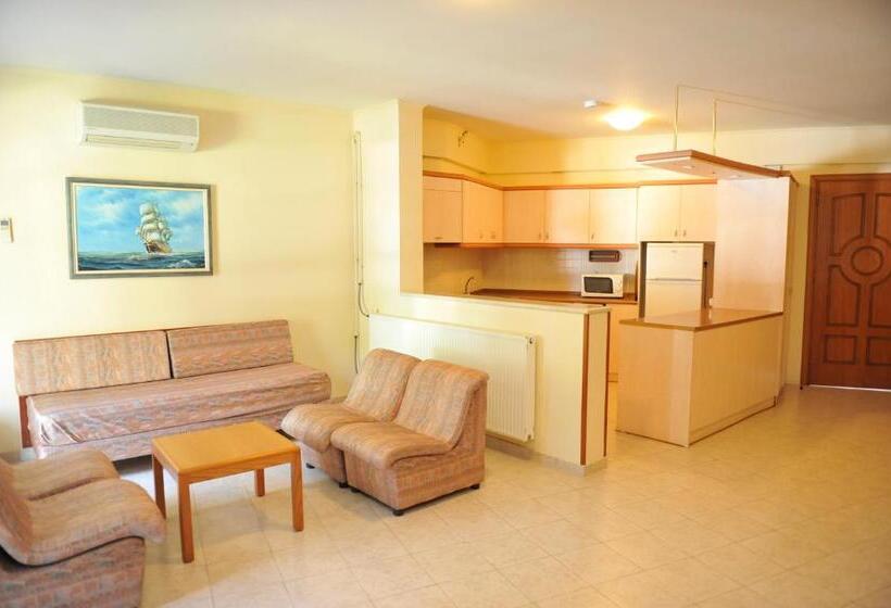Апартаменты 2 Спальни, Niki Hotel Apartments