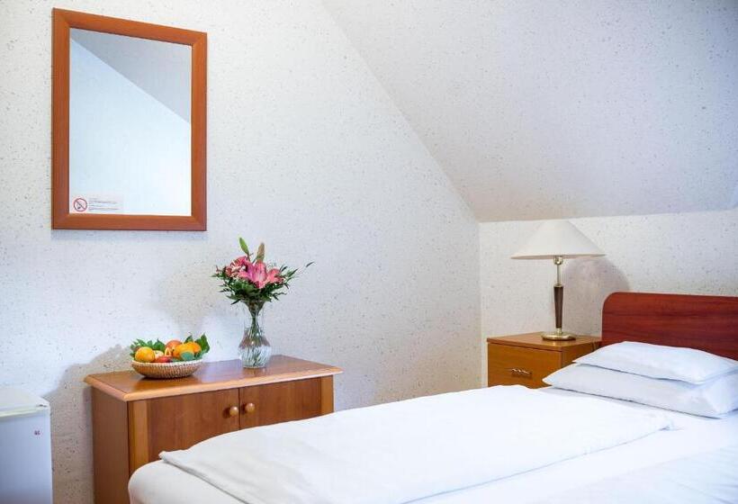 Номер Стандарт, Wellness Hotel Szindbád