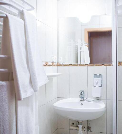 Люкс 2 Спальни, Wellness Hotel Szindbád
