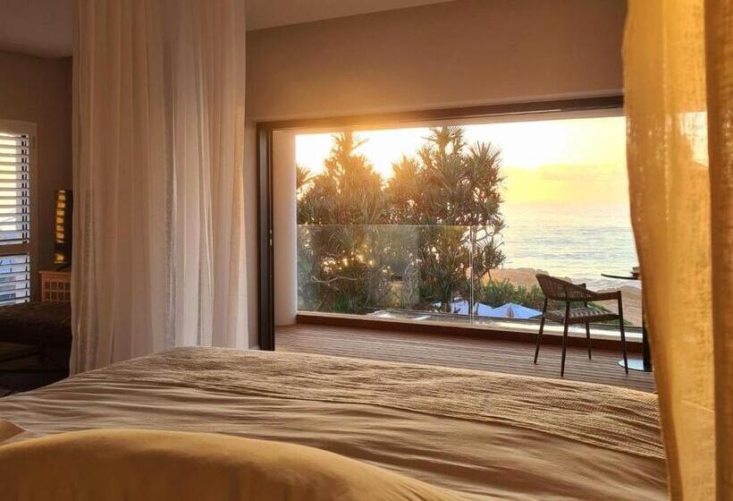 سوئیت با تخت بزرگ, Sala Beach House