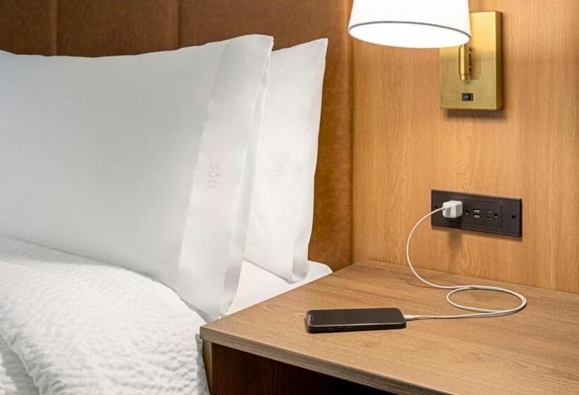 سوییت, Staybridge Suites   Lexington S Medical Ctr Area, An Ihg