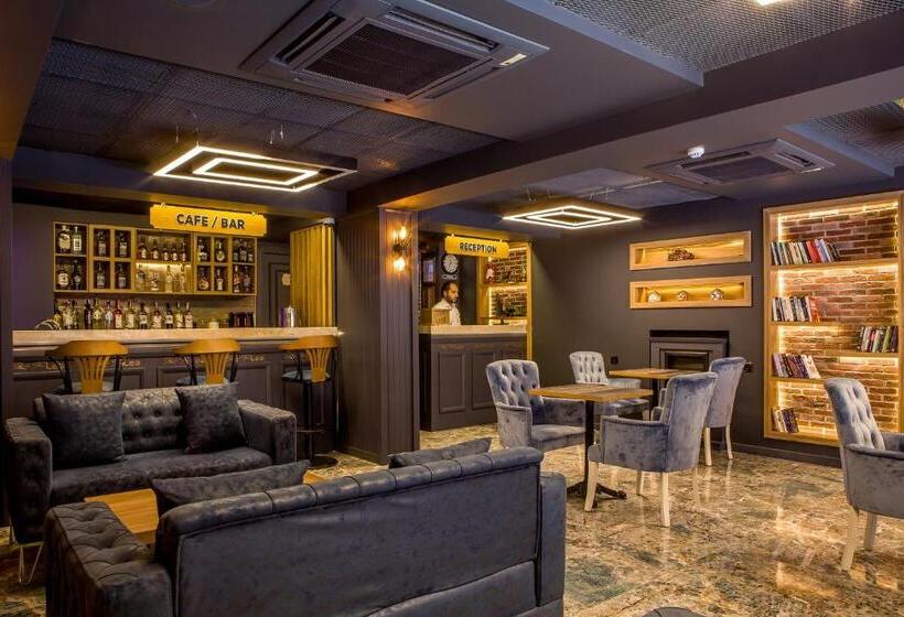 اتاق خانوادگی, The Lea Hotels & Suite