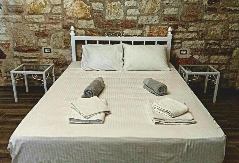 اتاق لوکس, Limni Resort