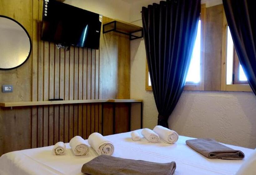 سوییت جونیور لوکس, Limni Resort