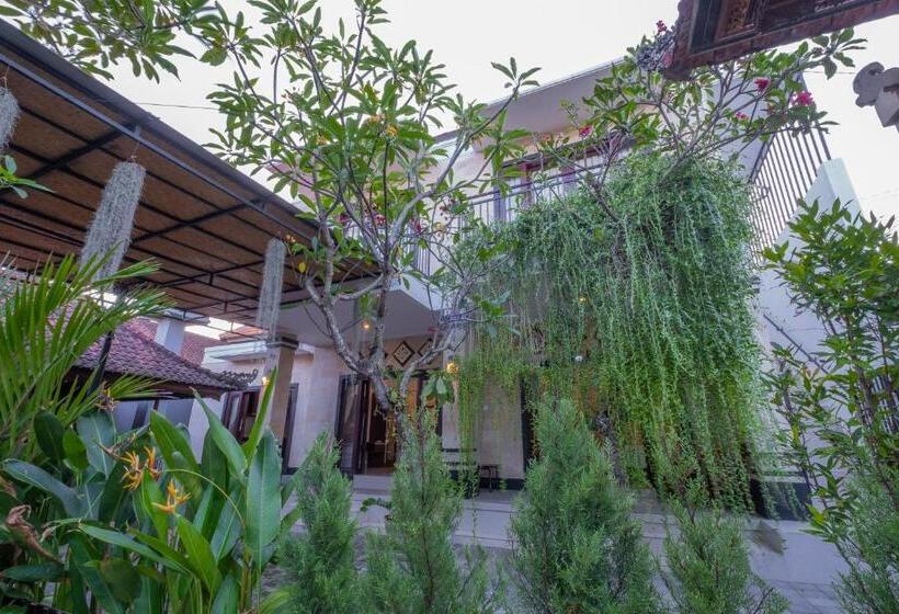 Номер Deluxe с Балконом, Puri Kasih Home Stay
