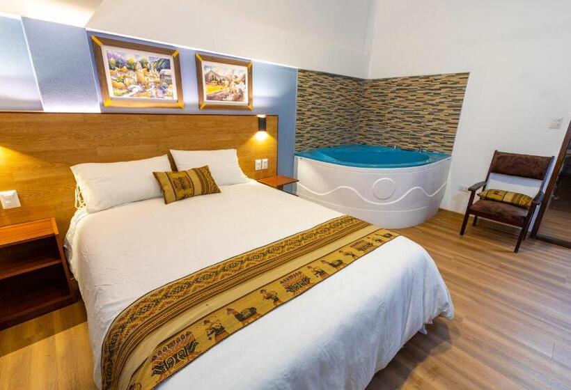سوئیت با تخت بزرگ, Pacific Palace