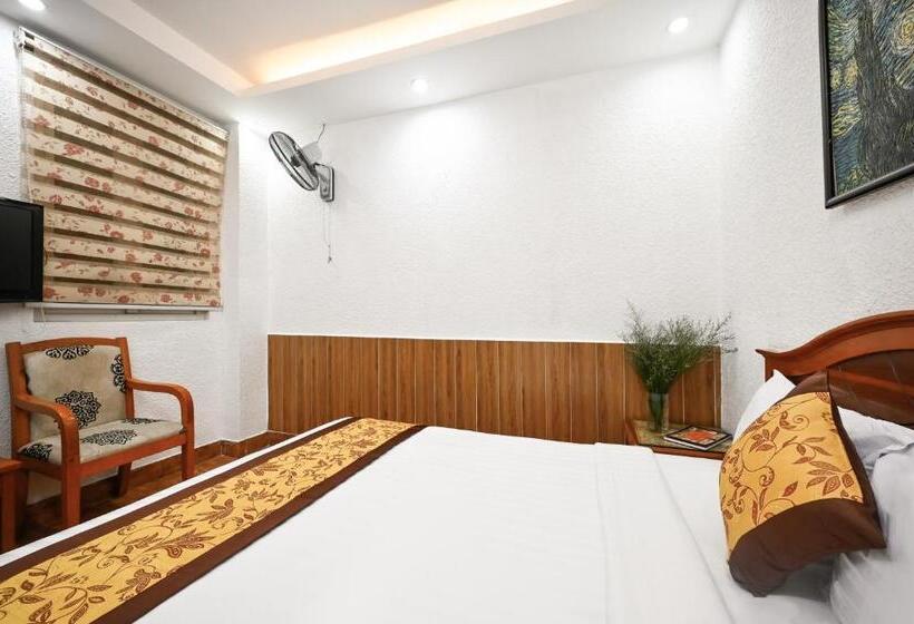 اتاق سوپریور, Queen Hotel Saigon Airport