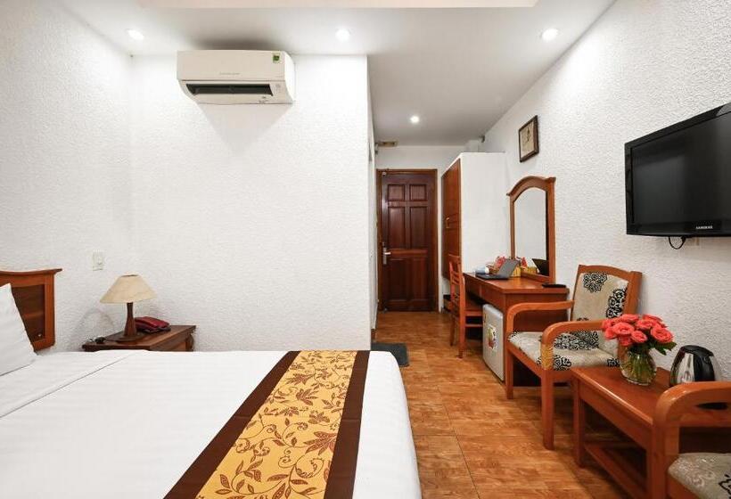اتاق سوپریور, Queen Hotel Saigon Airport