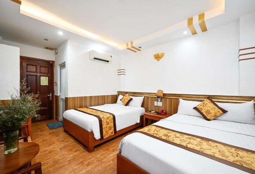 اتاق لوکس, Queen Hotel Saigon Airport
