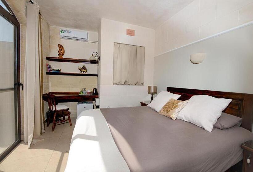 اتاق لوکس, Ta’ Giljan B&b Gozo