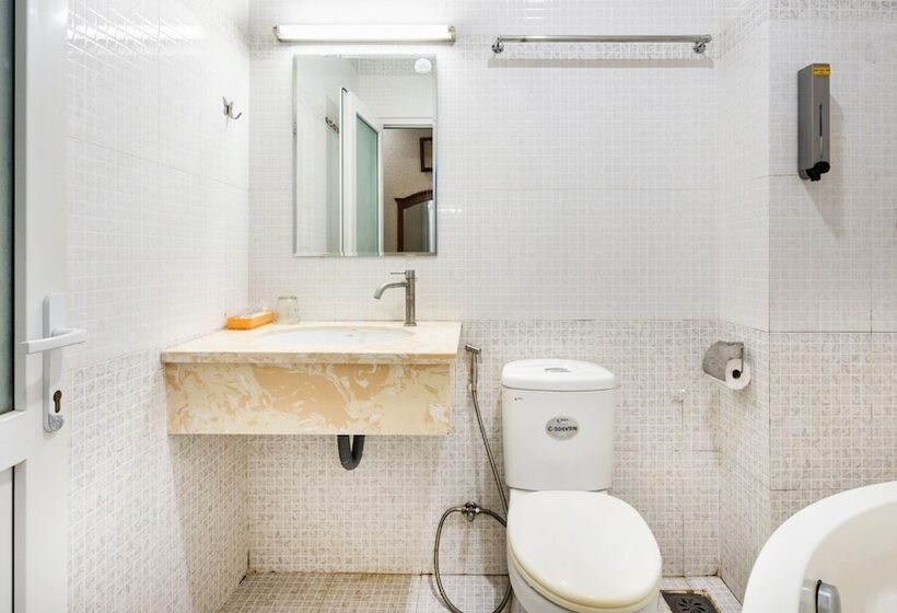 اتاق استاندارد, Queen Airport Hotel Saigon