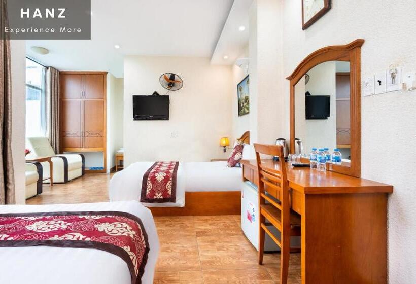 اتاق لوکس چهار تخته, Queen Airport Hotel Saigon