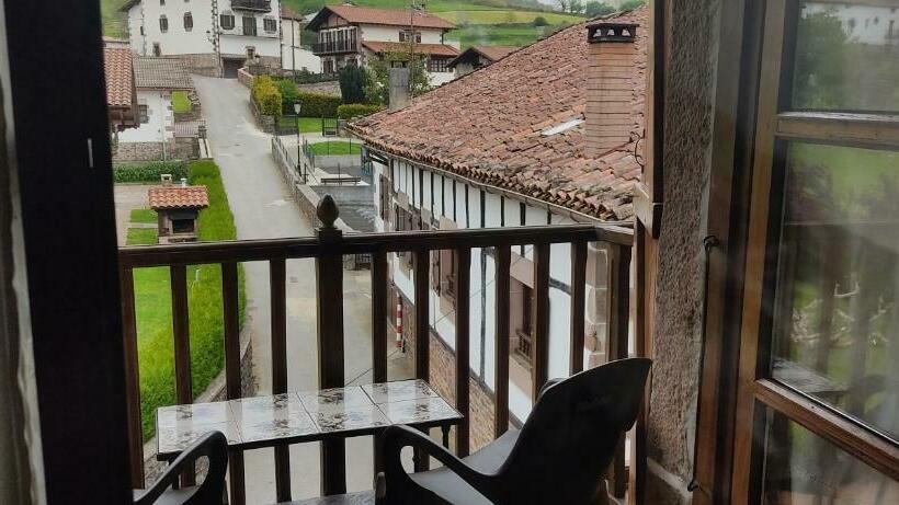 Номер Стандарт, Hostal Mendaurpe